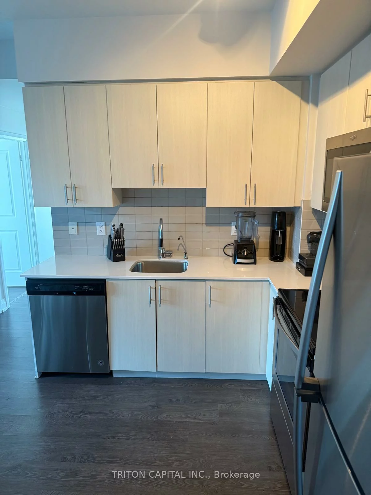 3700, Highway 7, Vaughan Corporate Centre, Vaughan