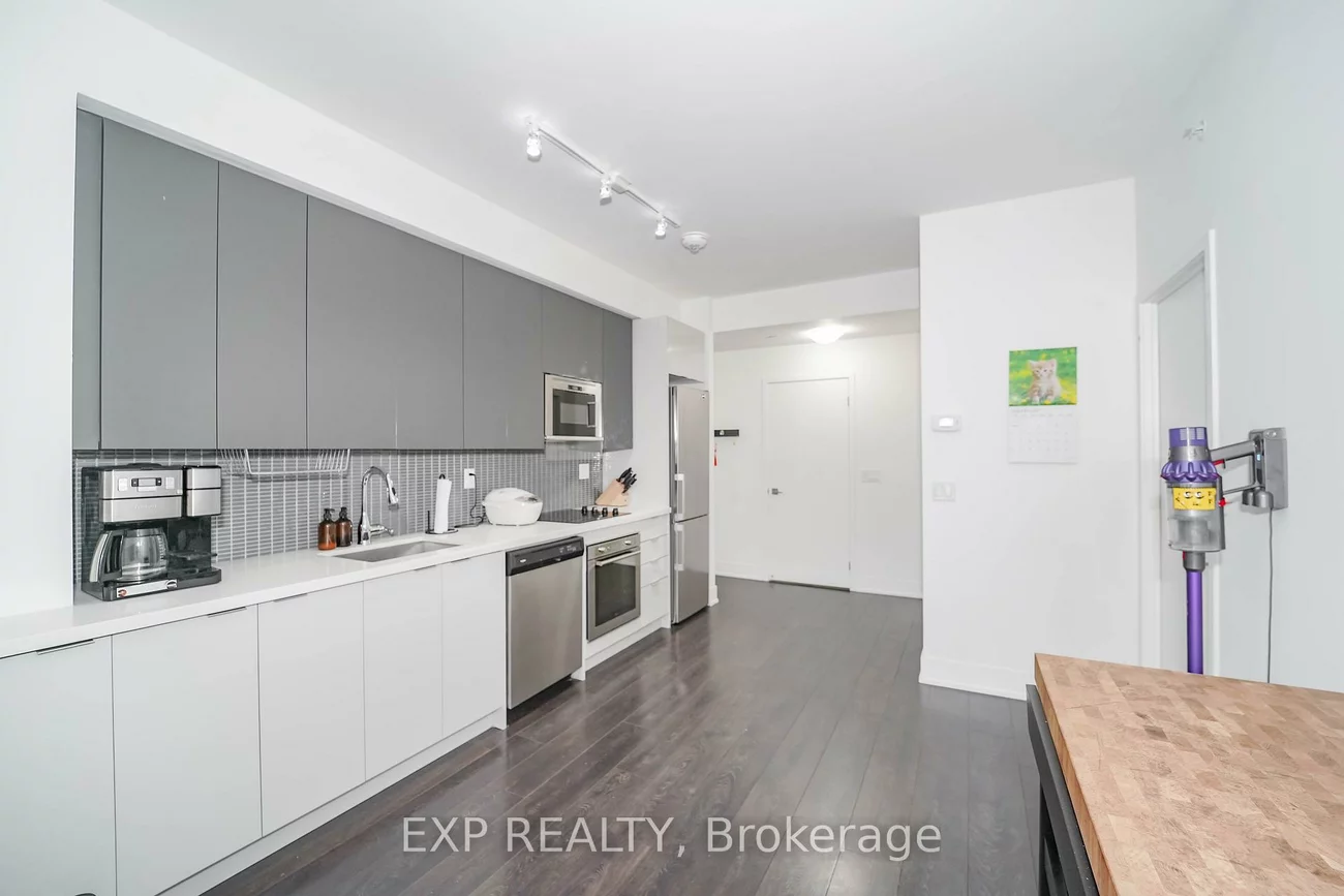 2916, Highway 7, Concord, Vaughan