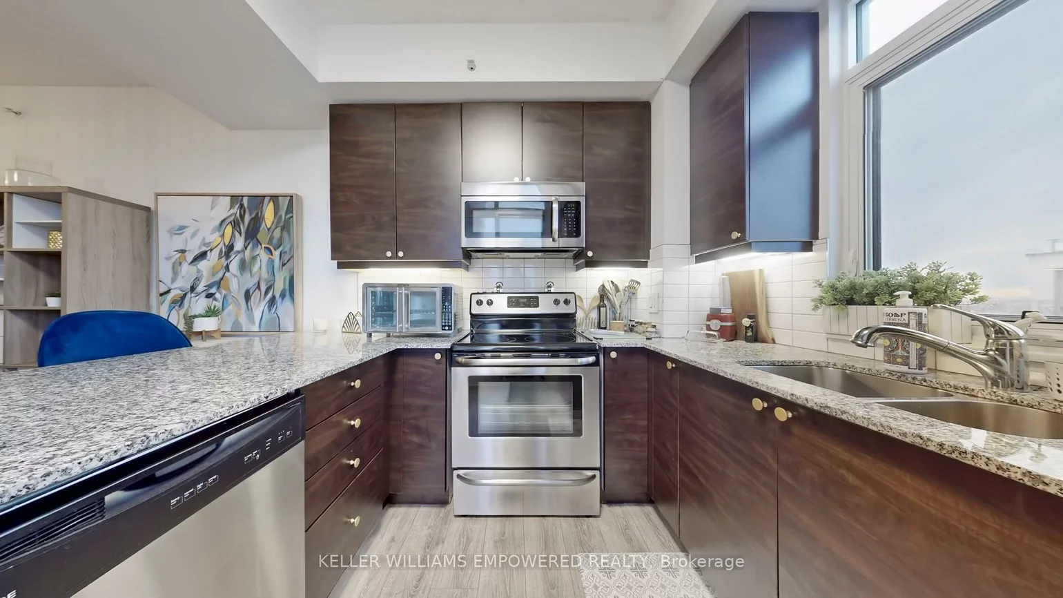 24, Woodstream, Vaughan Grove, Vaughan