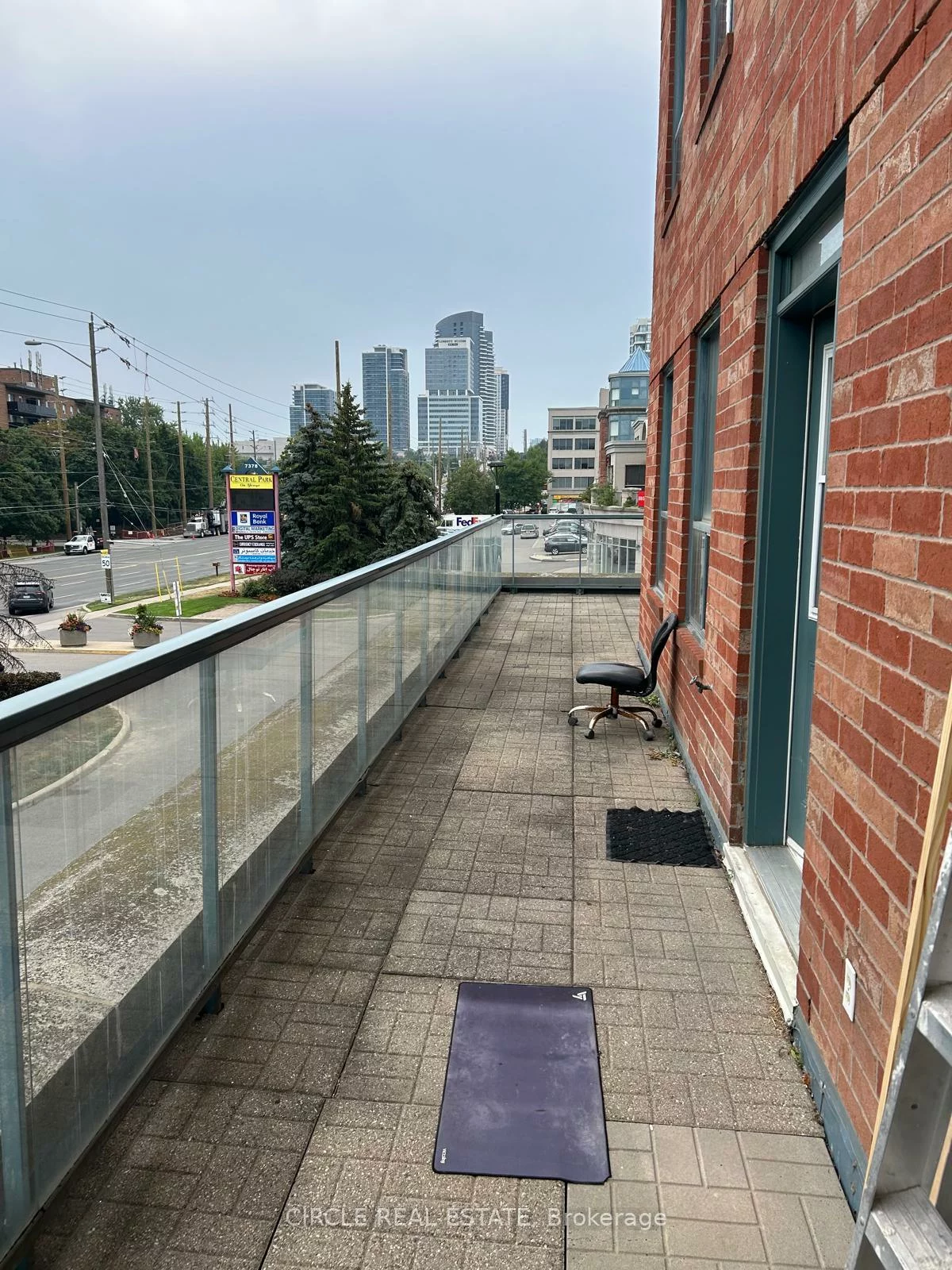 7398, Yonge, Crestwood-Springfarm-Yorkhill, Vaughan