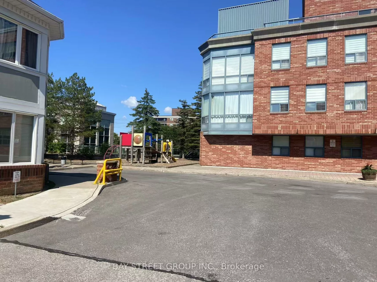 7378, Yonge, Crestwood-Springfarm-Yorkhill, Vaughan
