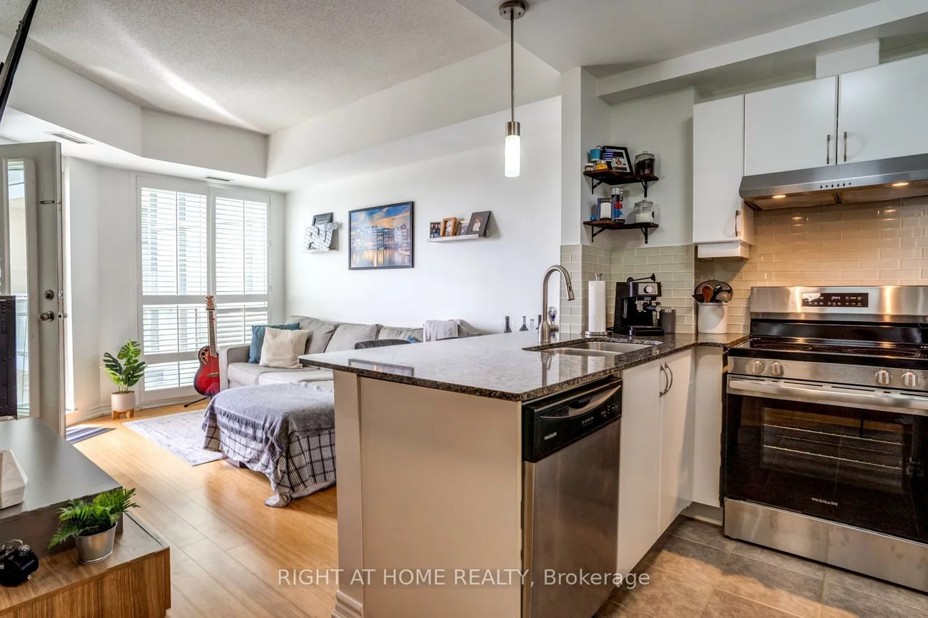 7730, Kipling, West Woodbridge, Vaughan