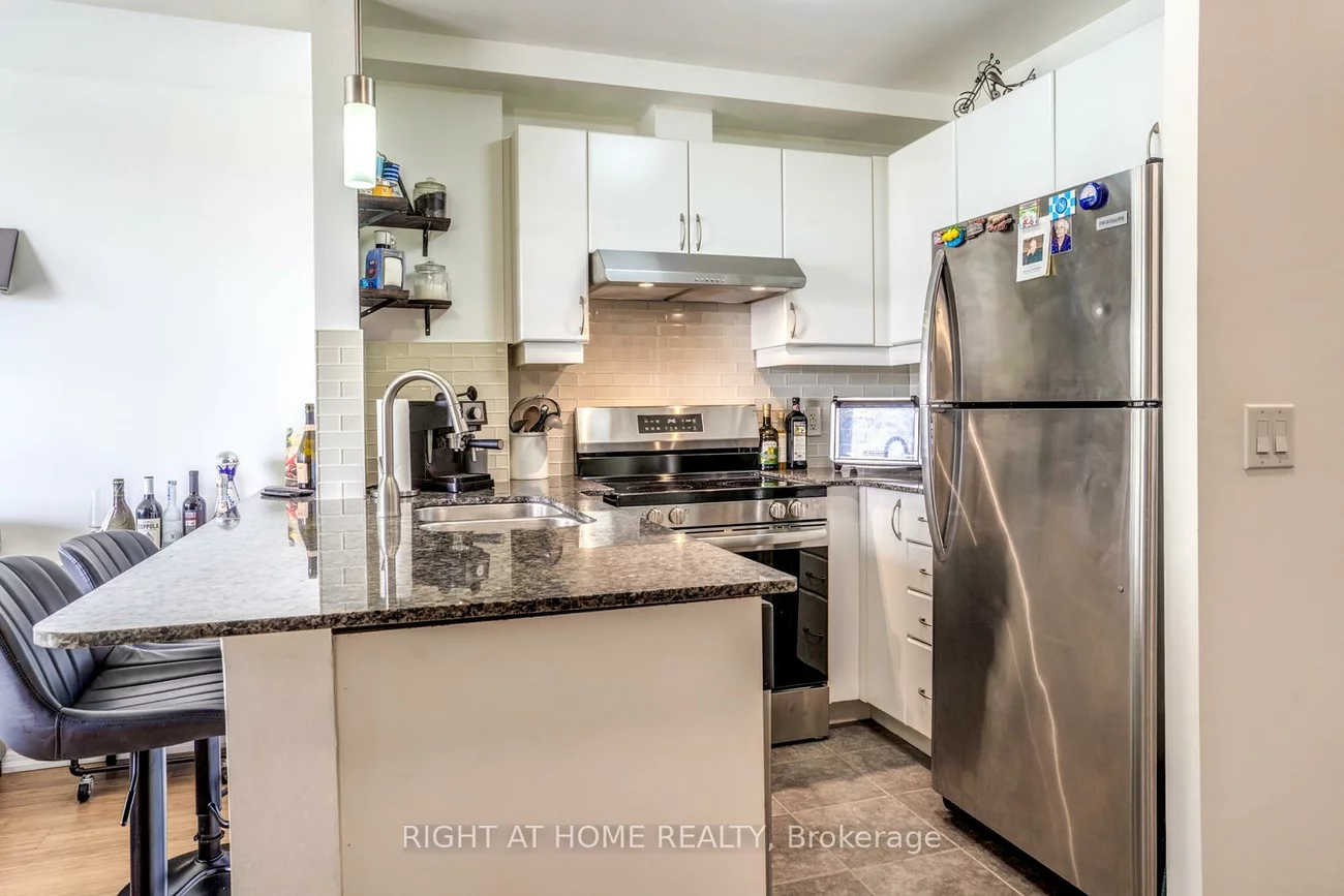 7730, Kipling, West Woodbridge, Vaughan