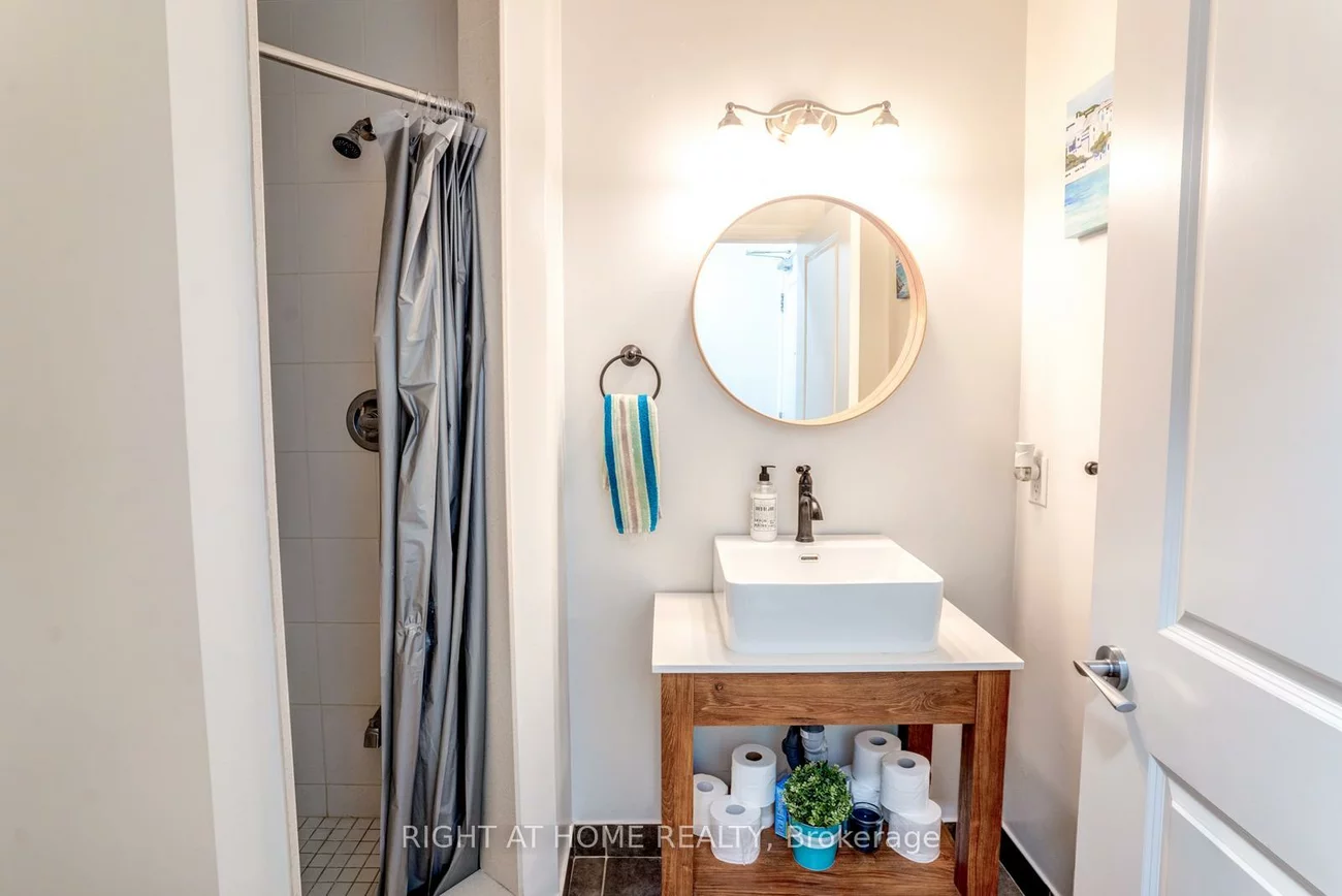7730, Kipling, West Woodbridge, Vaughan