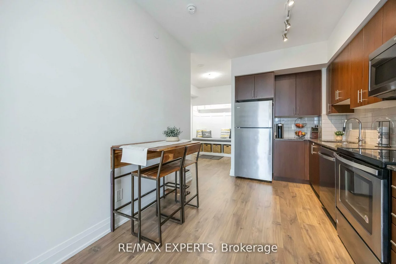 3700, Highway 7, Vaughan Corporate Centre, Vaughan