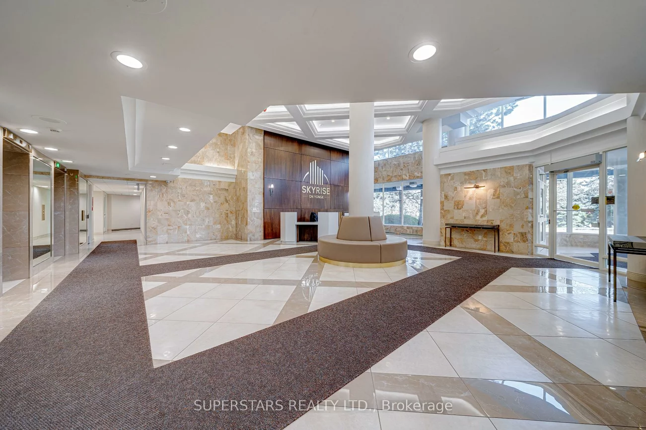 7300, Yonge, Crestwood-Springfarm-Yorkhill, Vaughan
