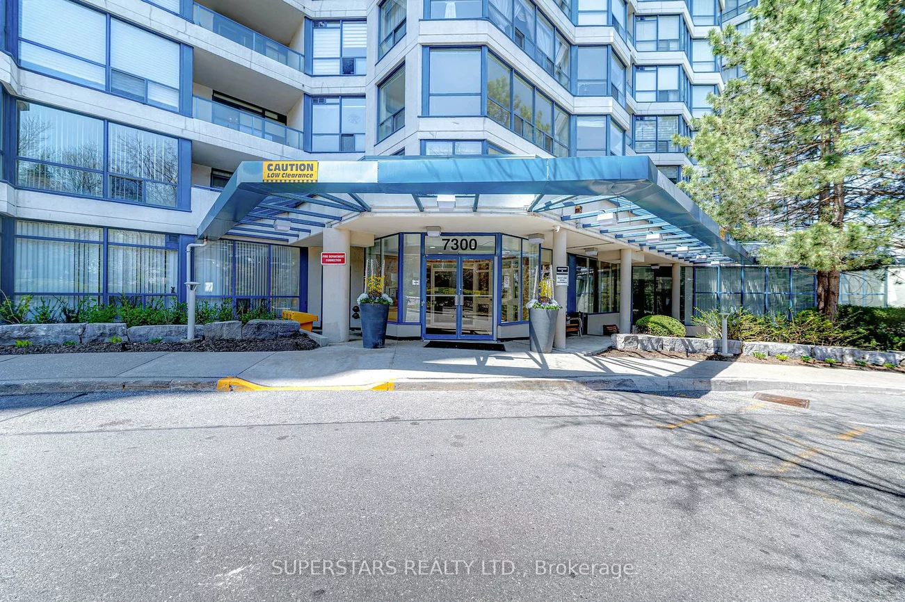 7300, Yonge, Crestwood-Springfarm-Yorkhill, Vaughan