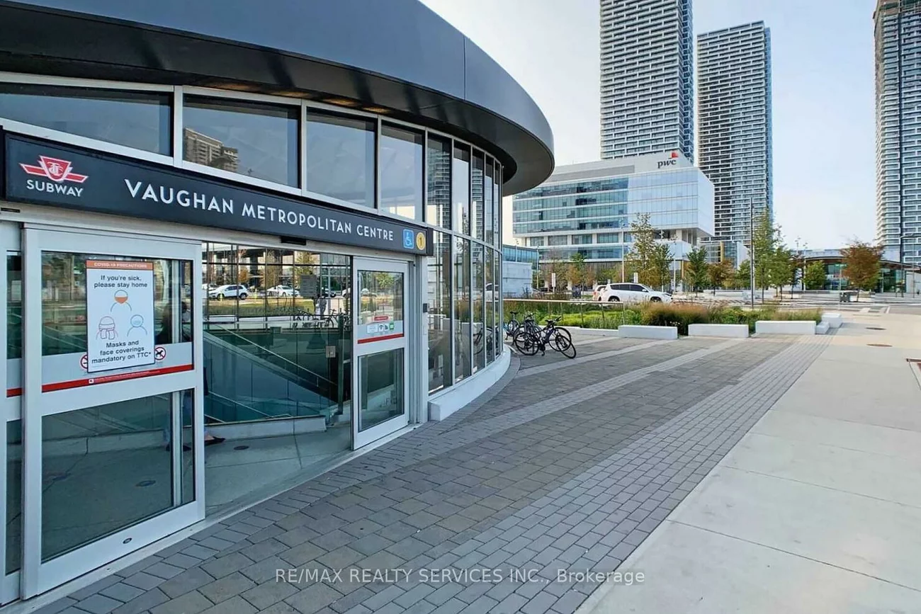 1000, Portage, Vaughan Corporate Centre, Vaughan