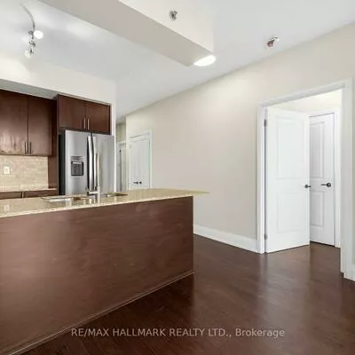 520, Steeles, Crestwood-Springfarm-Yorkhill, Vaughan