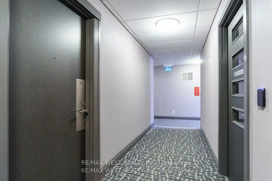 3600, Highway 7, Vaughan Corporate Centre, Vaughan