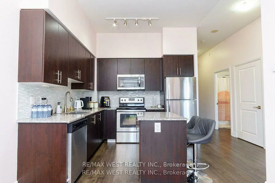 3600, Highway 7, Vaughan Corporate Centre, Vaughan