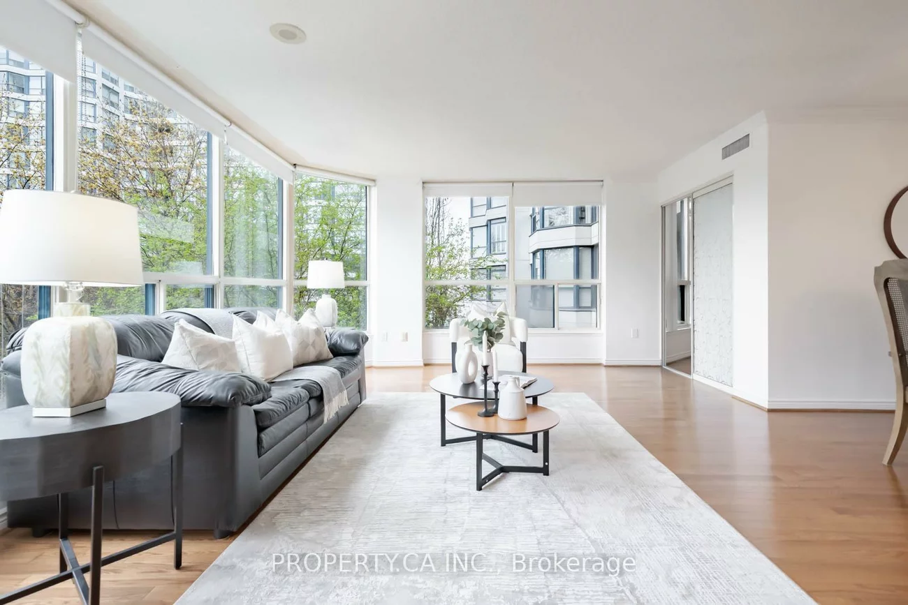 7300, Yonge, Crestwood-Springfarm-Yorkhill, Vaughan