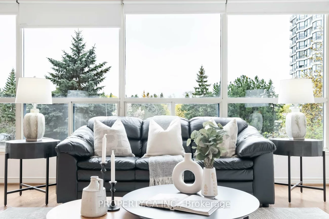 7300, Yonge, Crestwood-Springfarm-Yorkhill, Vaughan