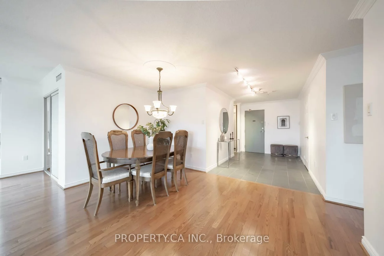 7300, Yonge, Crestwood-Springfarm-Yorkhill, Vaughan