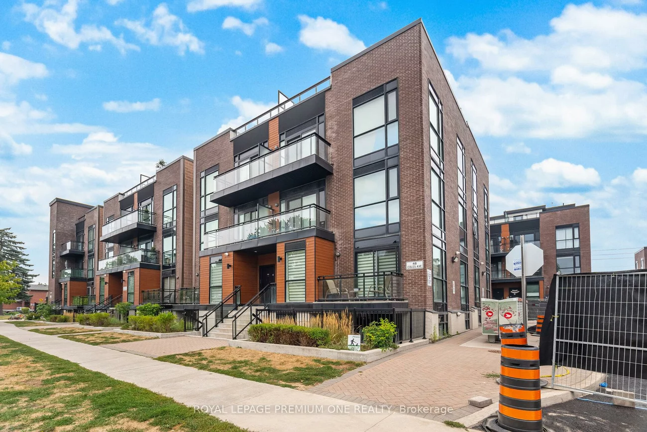 48, COLES, Vaughan Grove, Vaughan