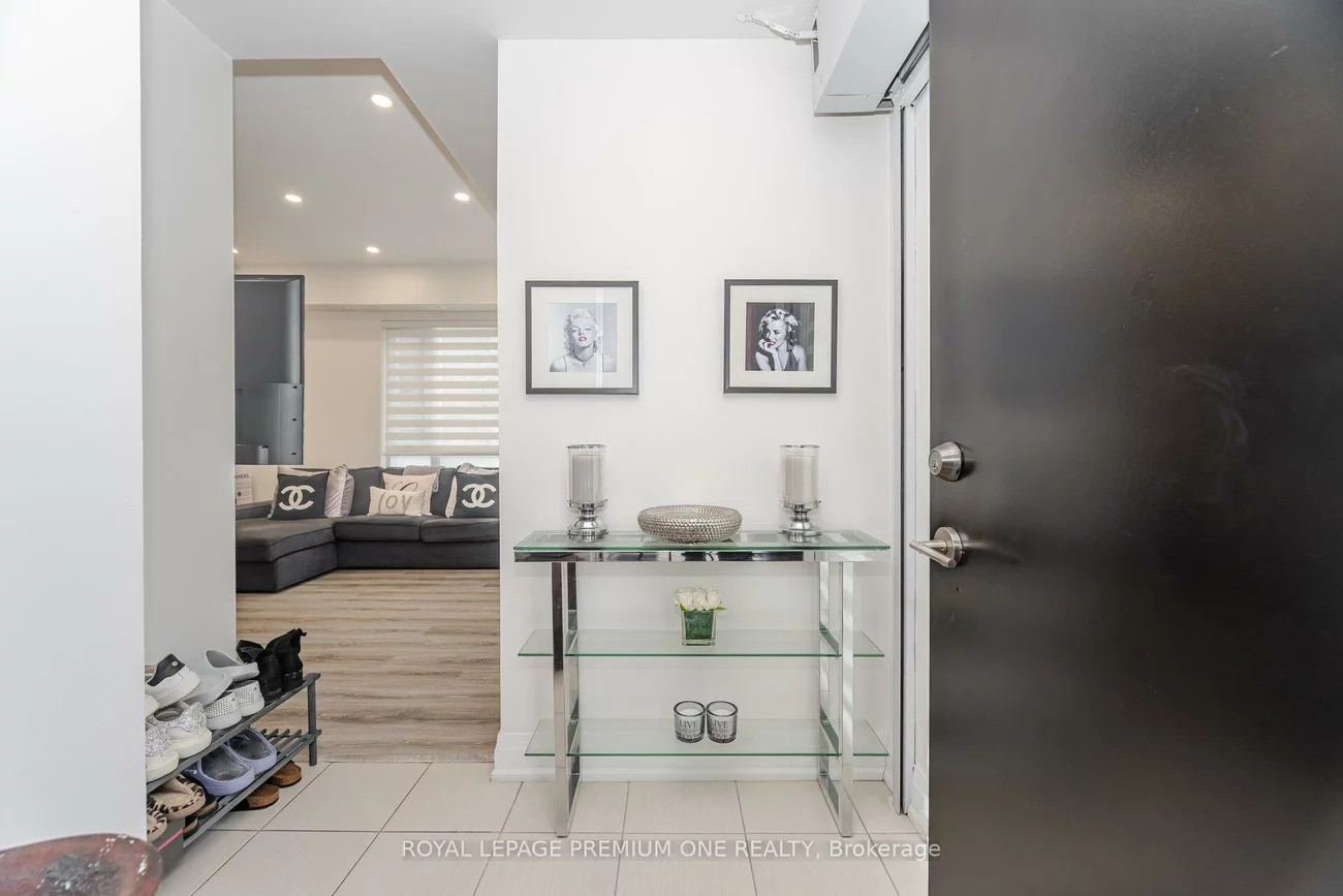 48, COLES, Vaughan Grove, Vaughan