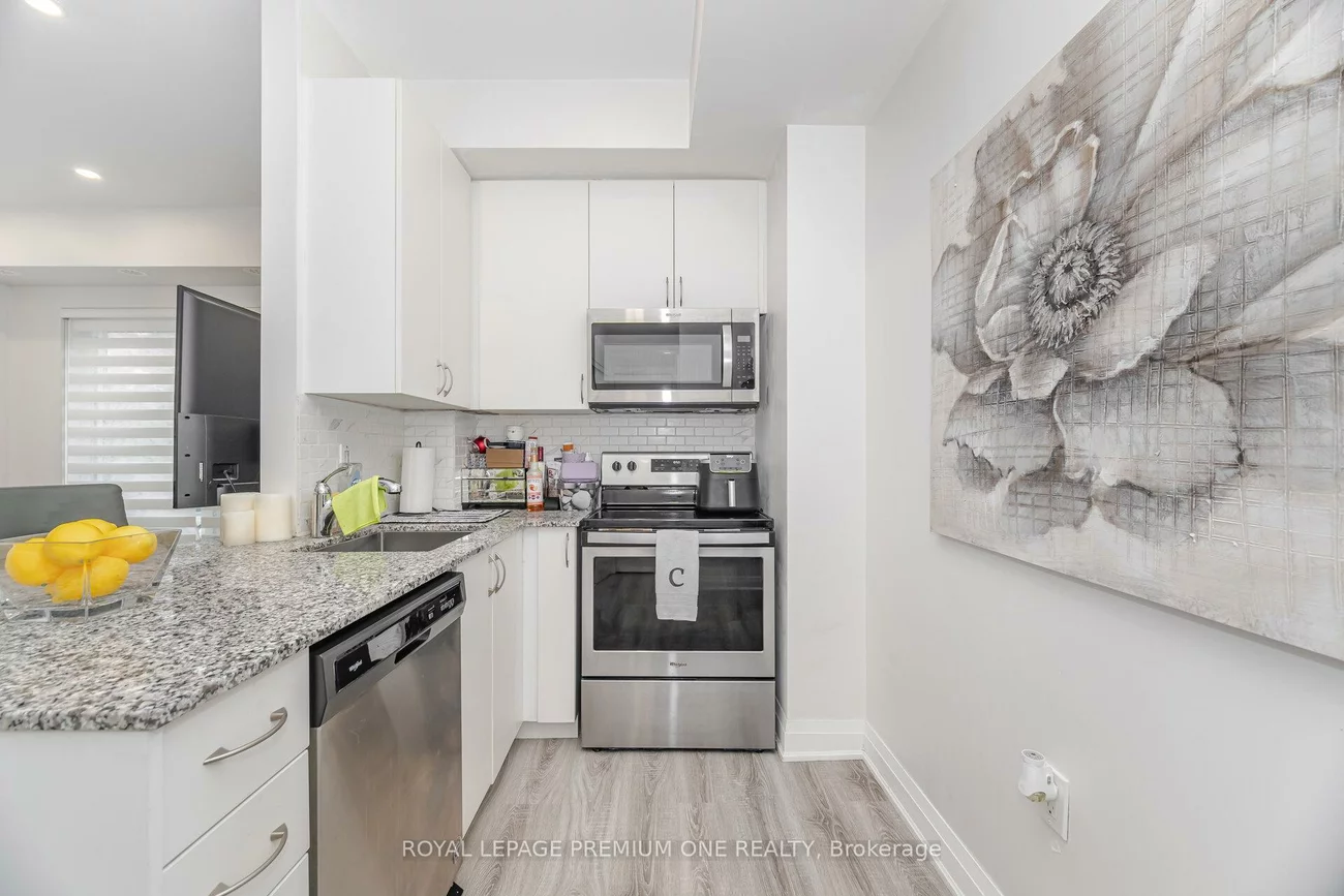 48, COLES, Vaughan Grove, Vaughan