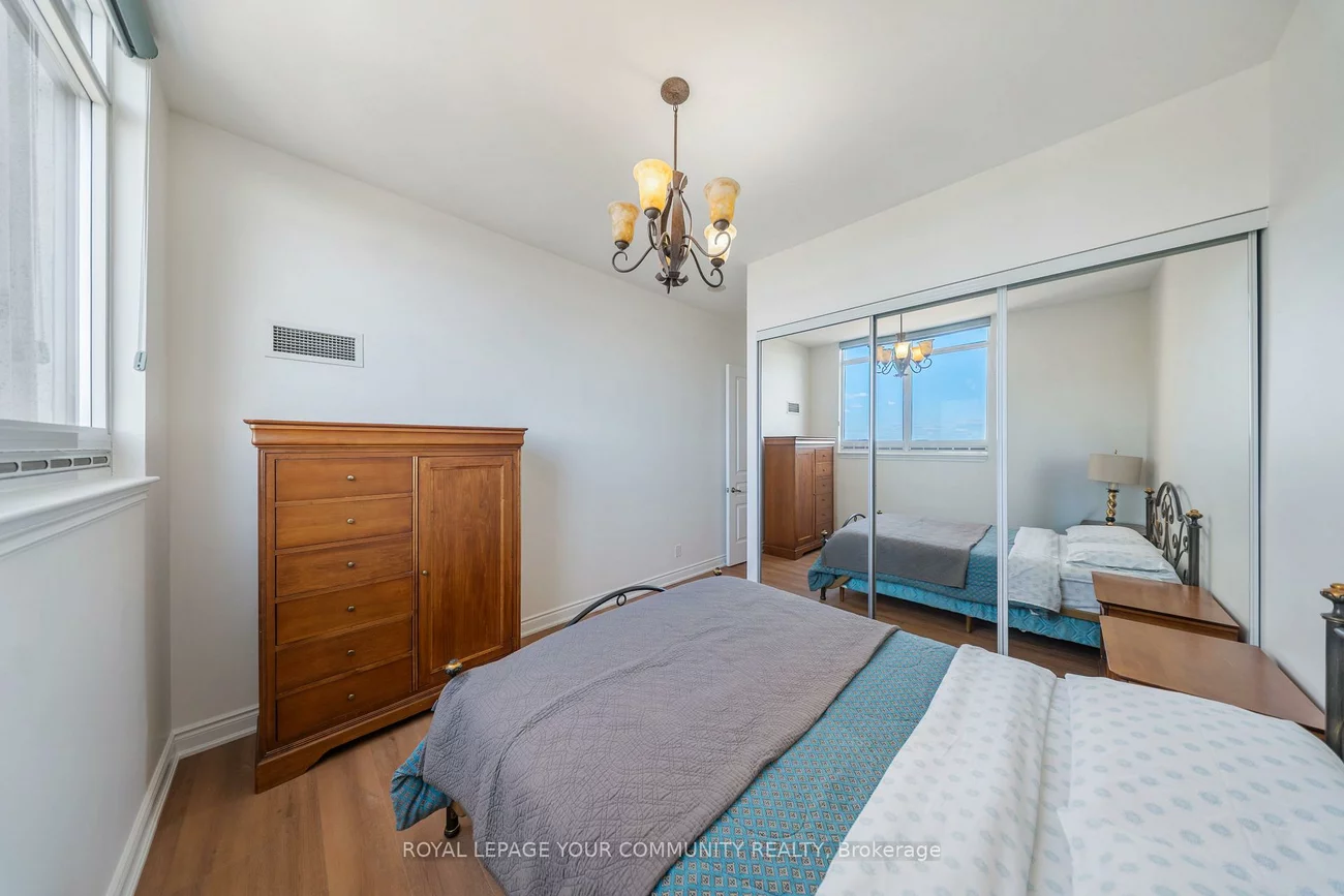 9245, Jane, Maple, Vaughan