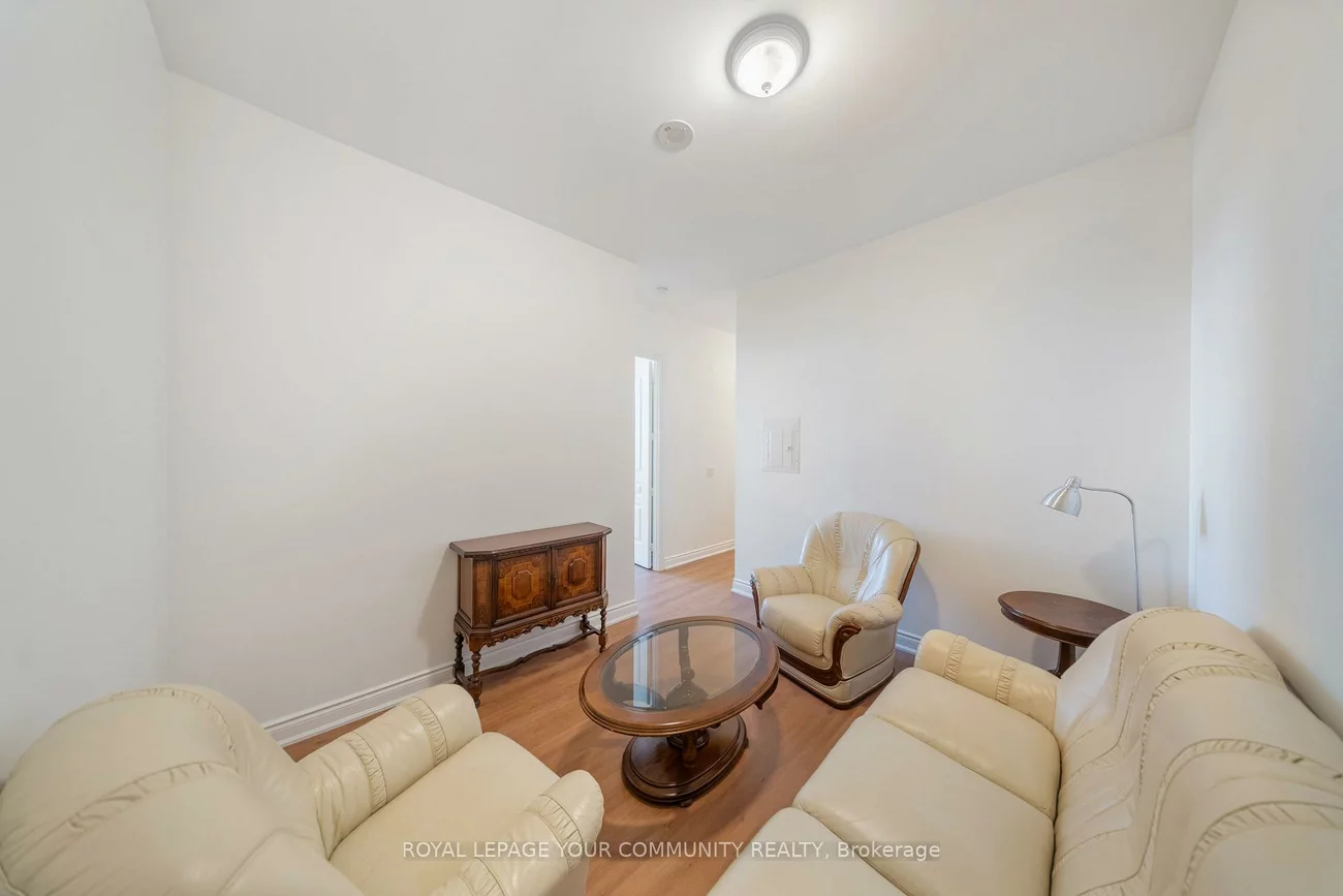 9245, Jane, Maple, Vaughan