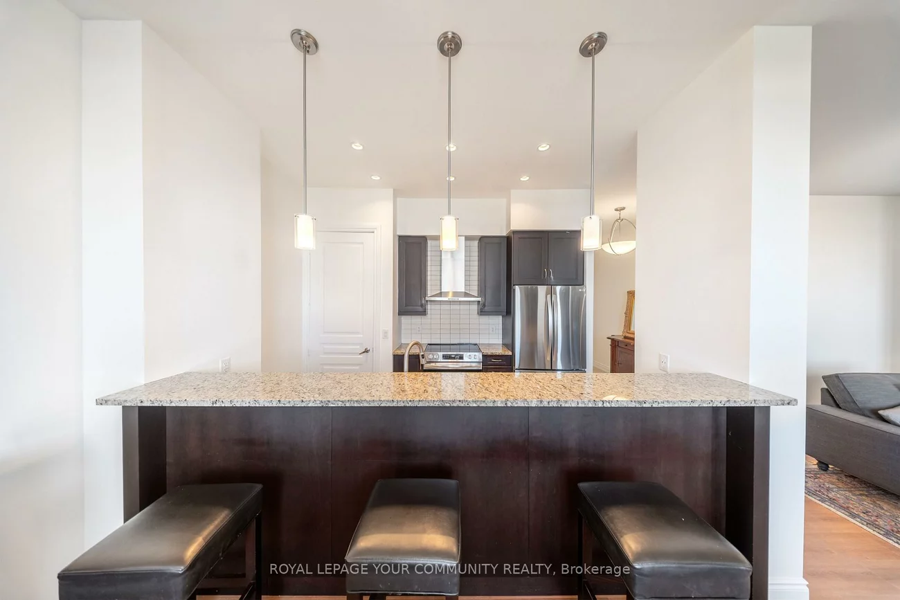 9245, Jane, Maple, Vaughan