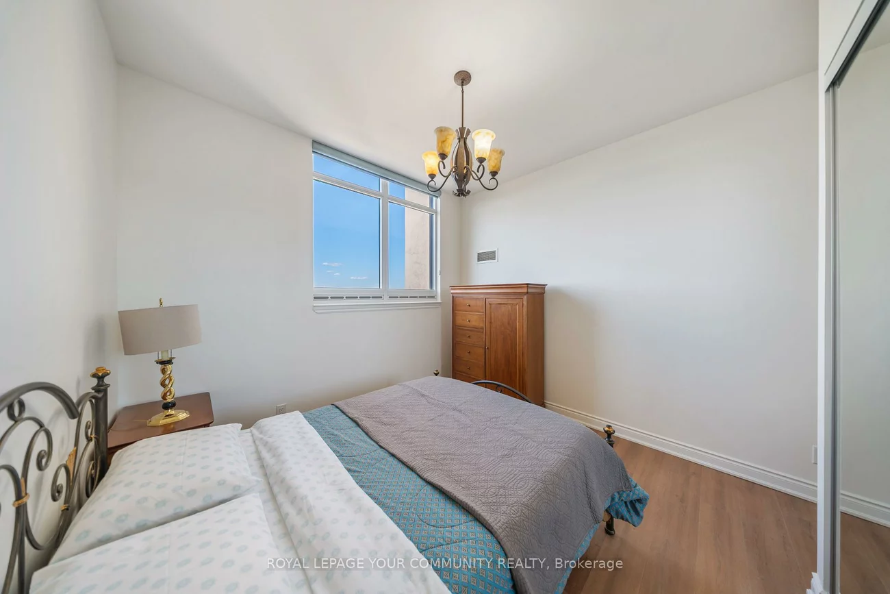 9245, Jane, Maple, Vaughan