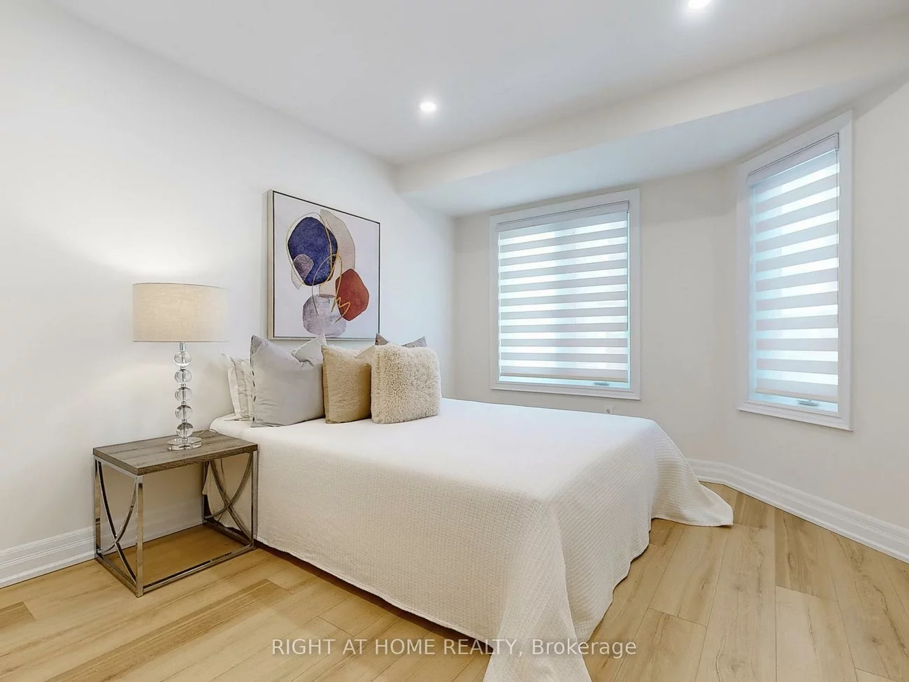 735, New Westminster, Brownridge, Vaughan