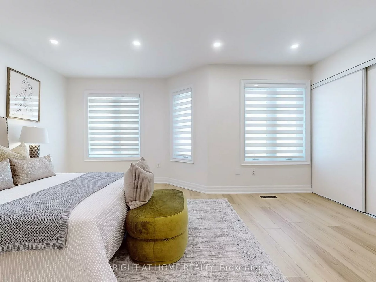 735, New Westminster, Brownridge, Vaughan