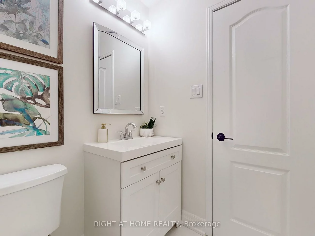735, New Westminster, Brownridge, Vaughan