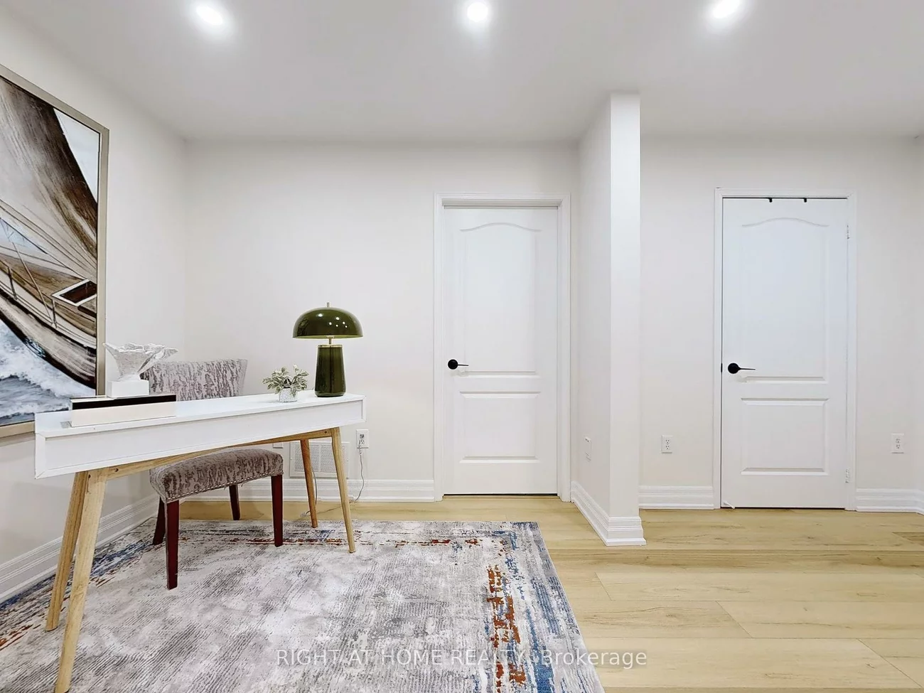 735, New Westminster, Brownridge, Vaughan
