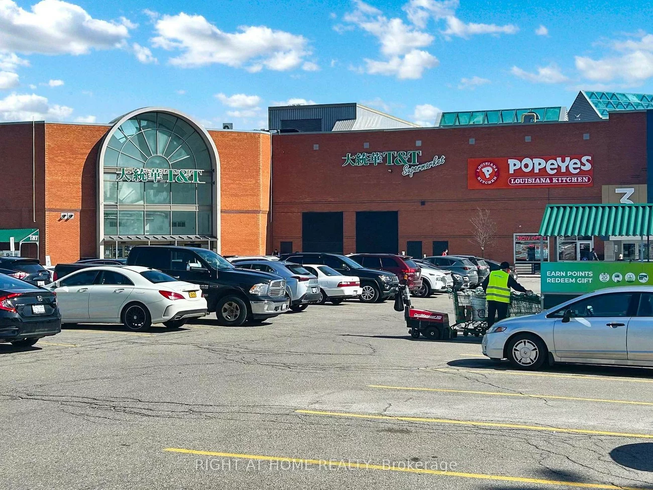 735, New Westminster, Brownridge, Vaughan