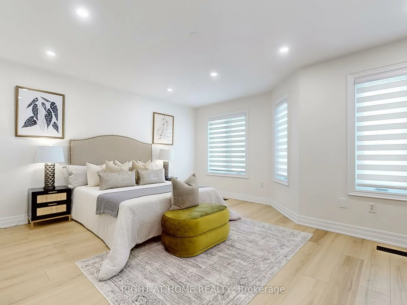 735, New Westminster, Brownridge, Vaughan