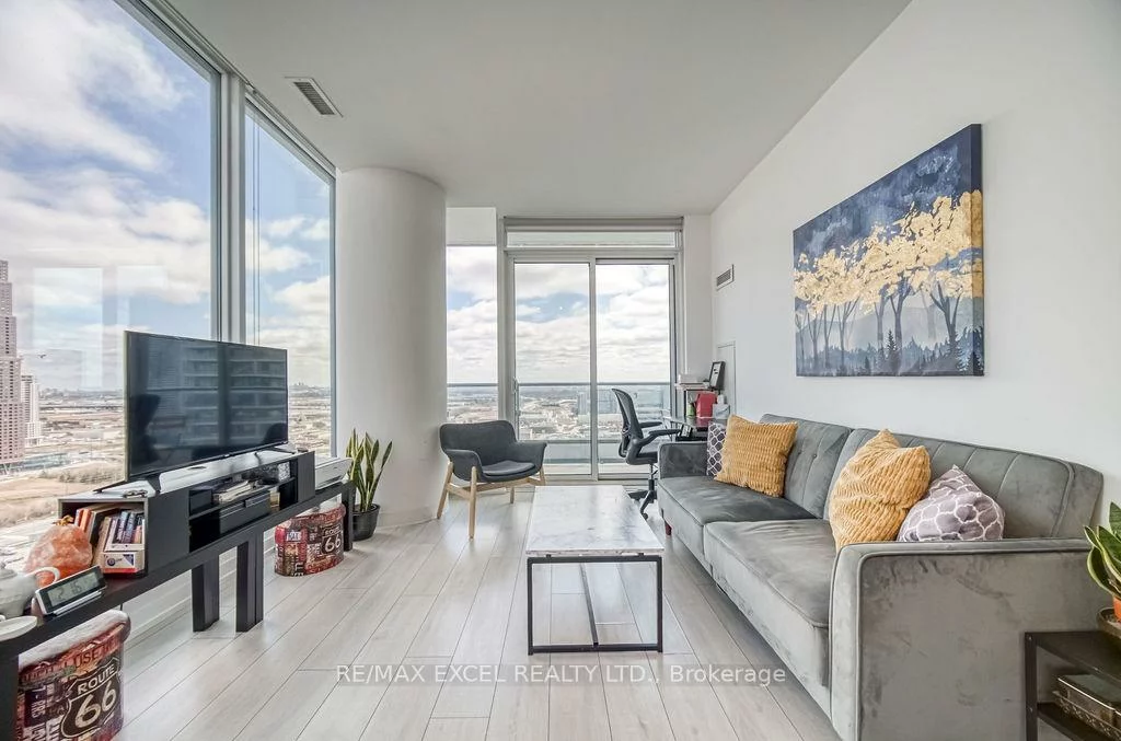 898, Portage, Vaughan Corporate Centre, Vaughan