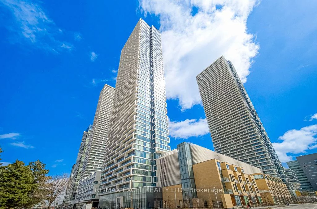 898, Portage, Vaughan Corporate Centre, Vaughan