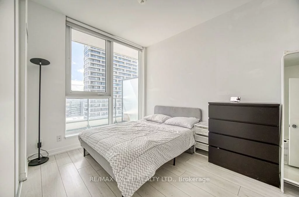 898, Portage, Vaughan Corporate Centre, Vaughan