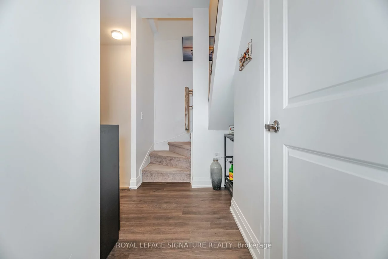 5289, Highway 7, Vaughan Grove, Vaughan