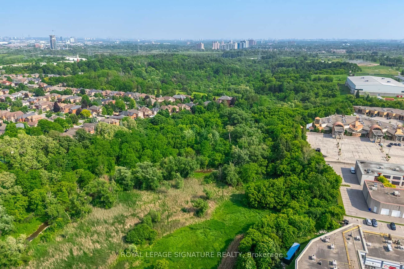 5289, Highway 7, Vaughan Grove, Vaughan