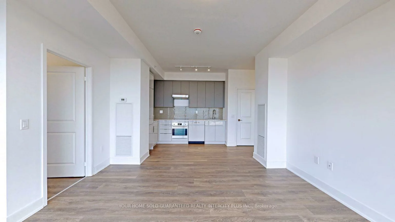 2916, Highway 7, Concord, Vaughan