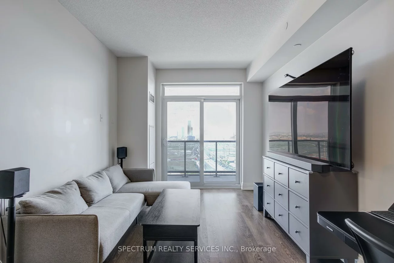 3600, Highway 7, Vaughan Corporate Centre, Vaughan