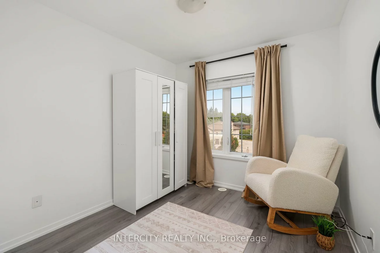 26, Bruce, East Woodbridge, Vaughan