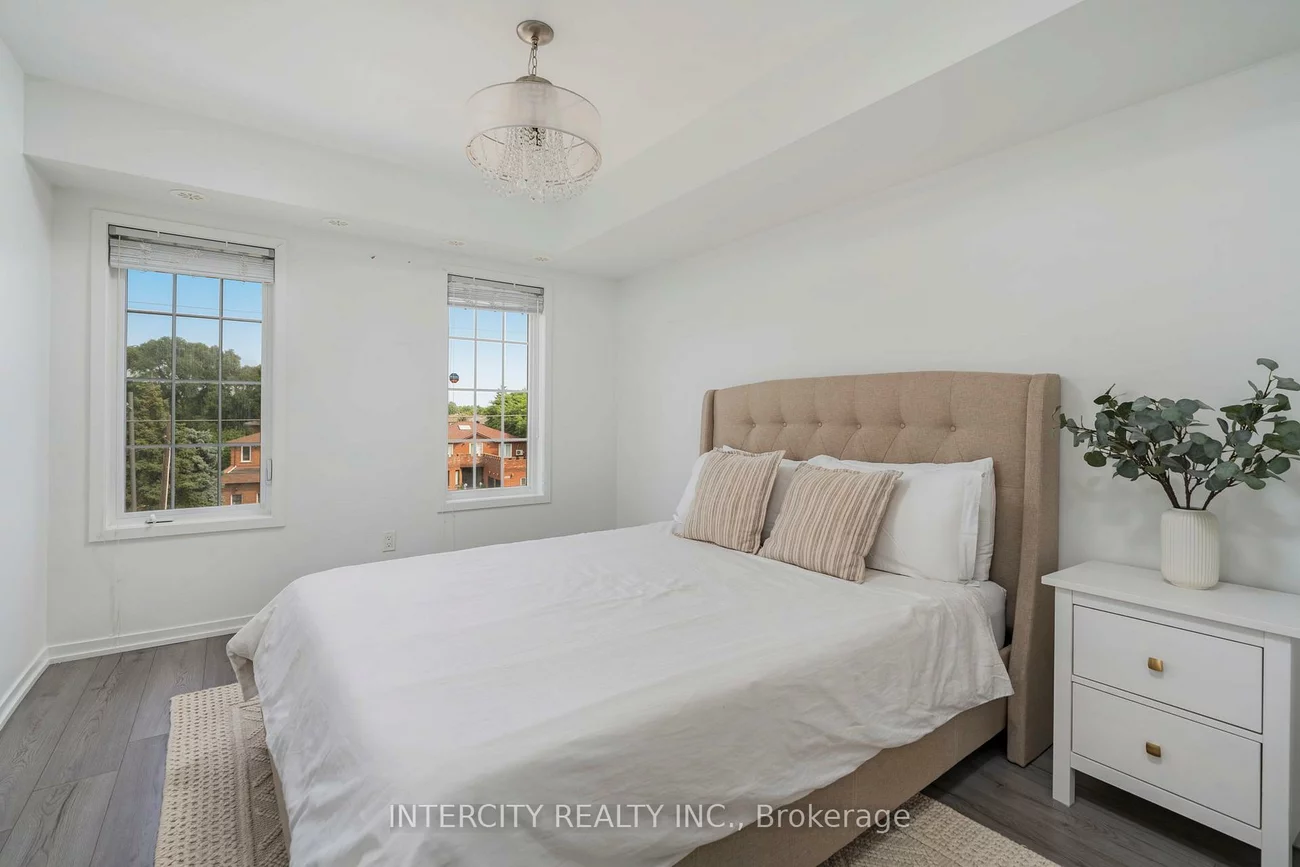 26, Bruce, East Woodbridge, Vaughan