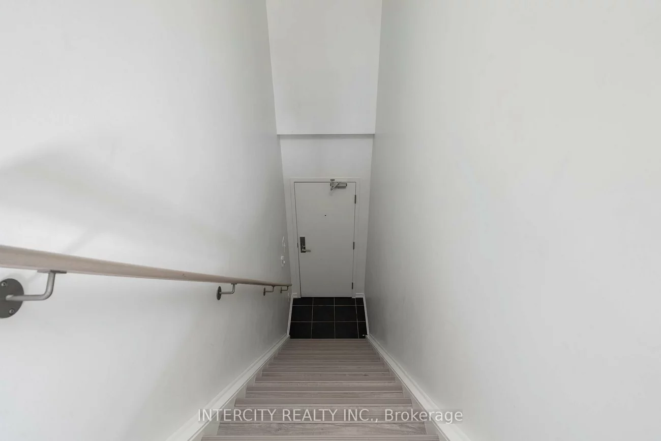 26, Bruce, East Woodbridge, Vaughan