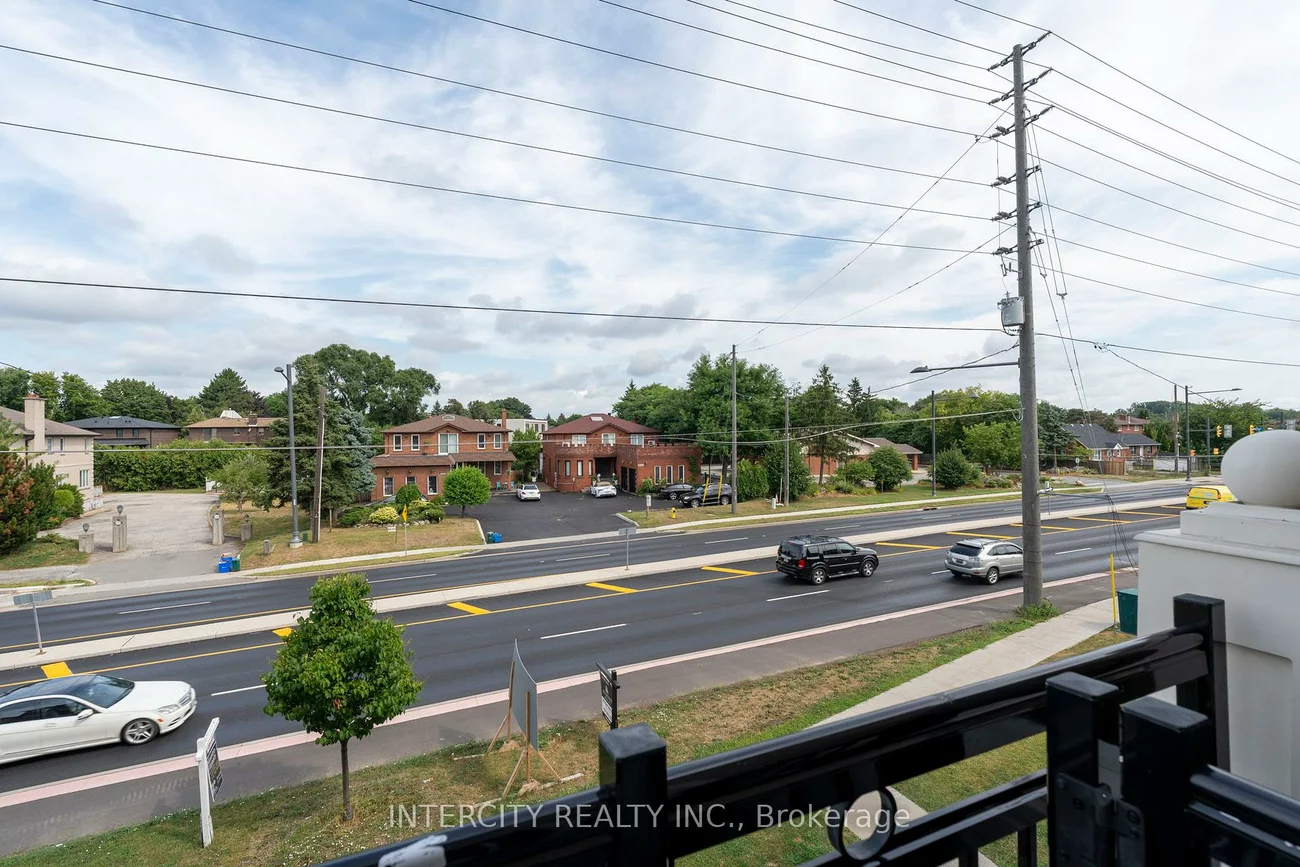 26, Bruce, East Woodbridge, Vaughan