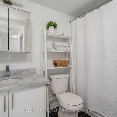 26, Bruce, East Woodbridge, Vaughan