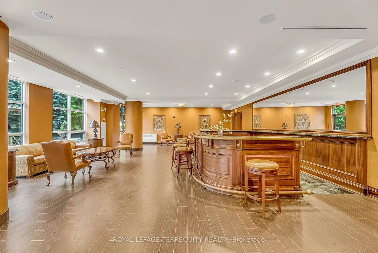 9225, Jane, Maple, Vaughan