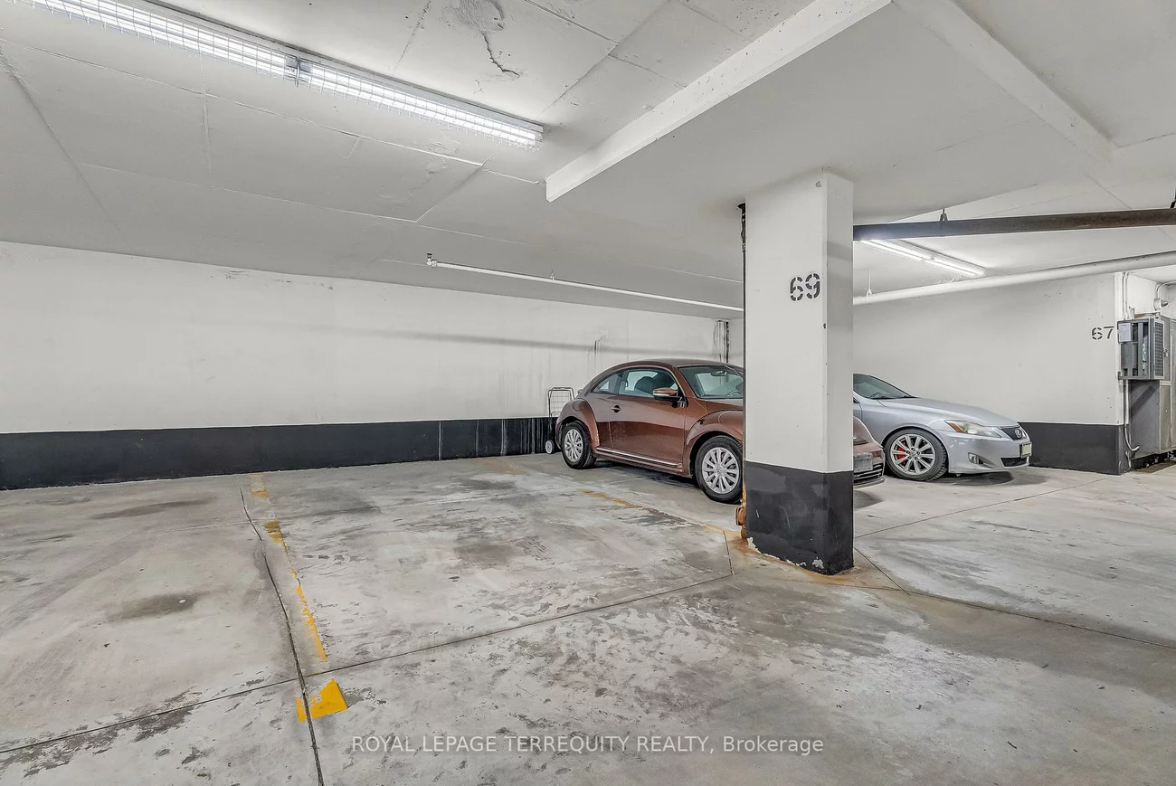 9225, Jane, Maple, Vaughan