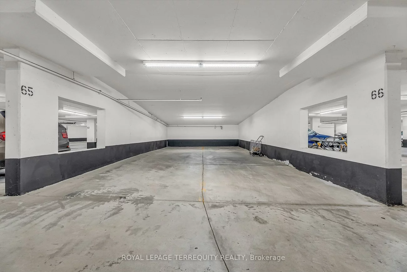 9225, Jane, Maple, Vaughan