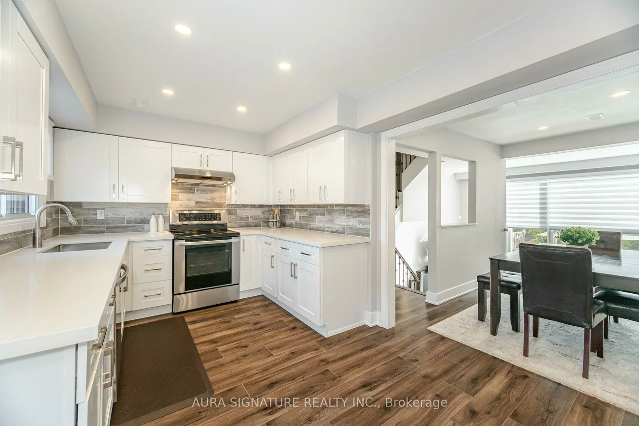 88, Rainbow, West Woodbridge, Vaughan