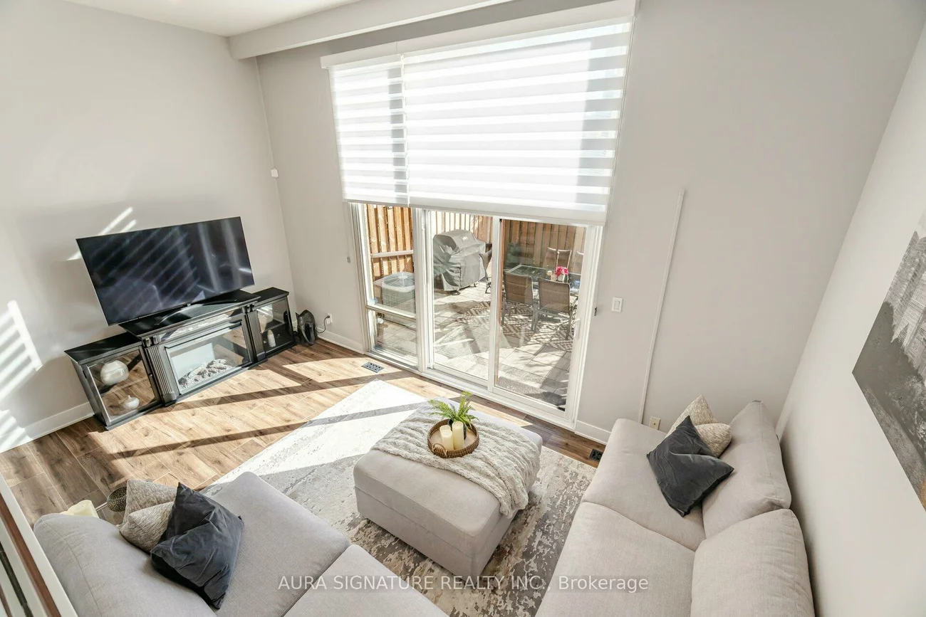88, Rainbow, West Woodbridge, Vaughan