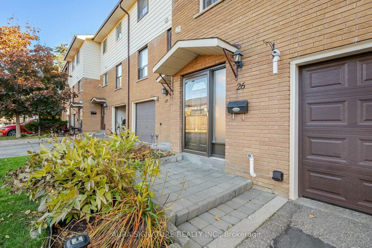 88, Rainbow, West Woodbridge, Vaughan