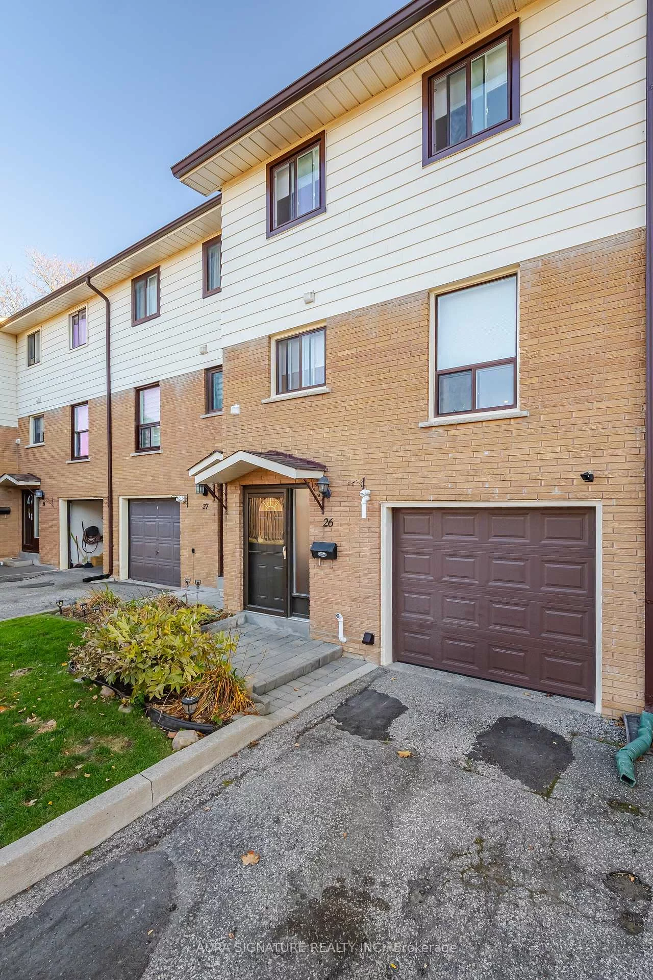 88, Rainbow, West Woodbridge, Vaughan